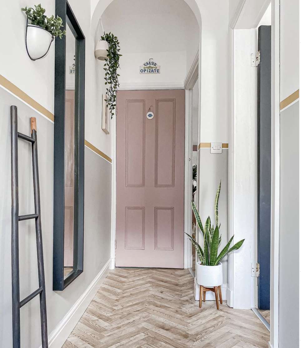 Tight Entryway Ideas