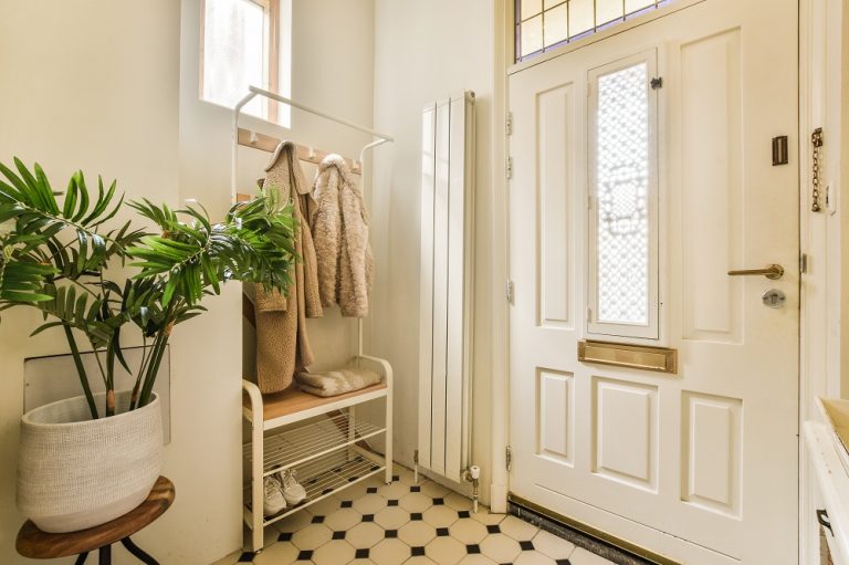 Very Small Entryway Ideas