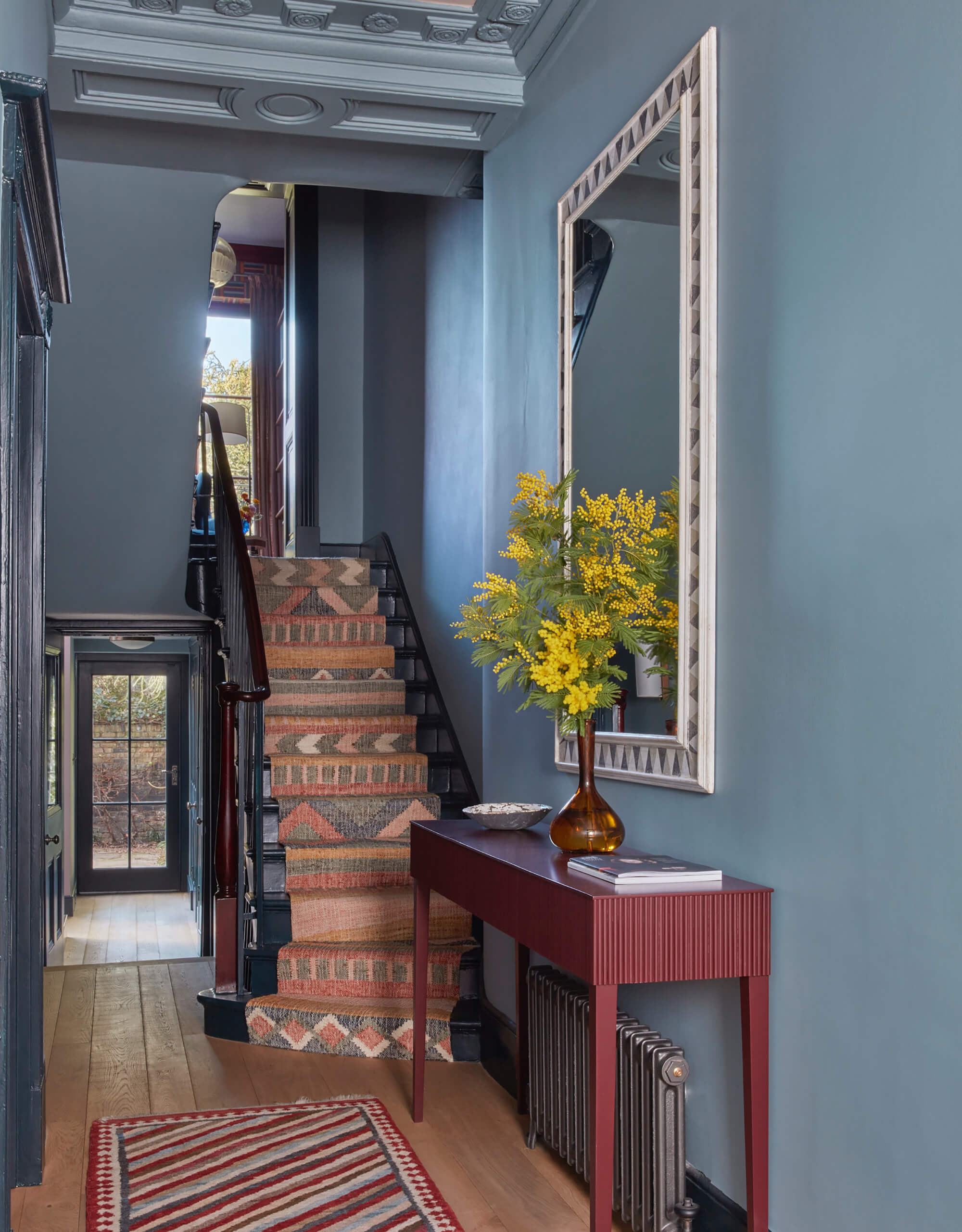 Moody Entryway Ideas